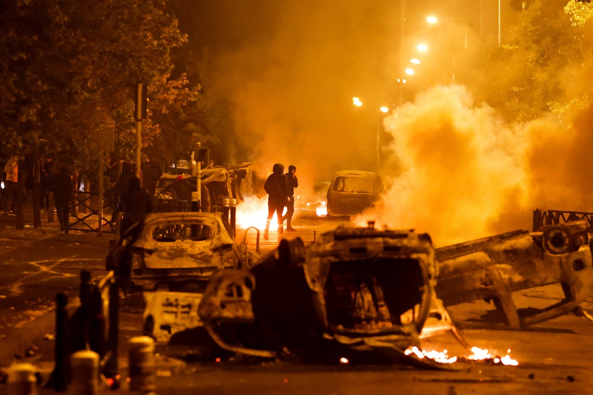 La France sombre dans le chaos