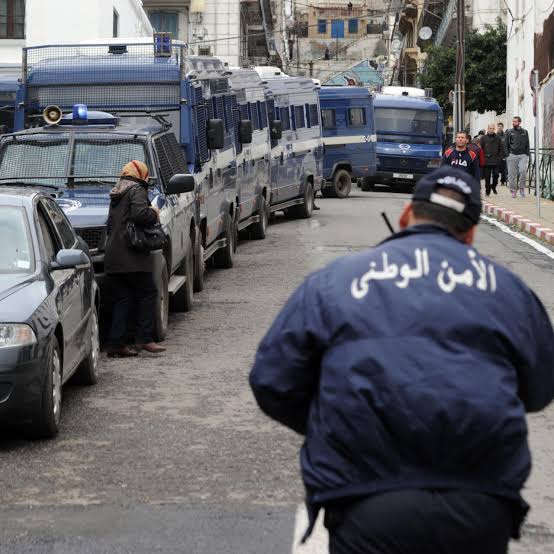 Un des caïds de la criminalité française arrêté à Oran : Gérald Darmanin remercie la police algérienne