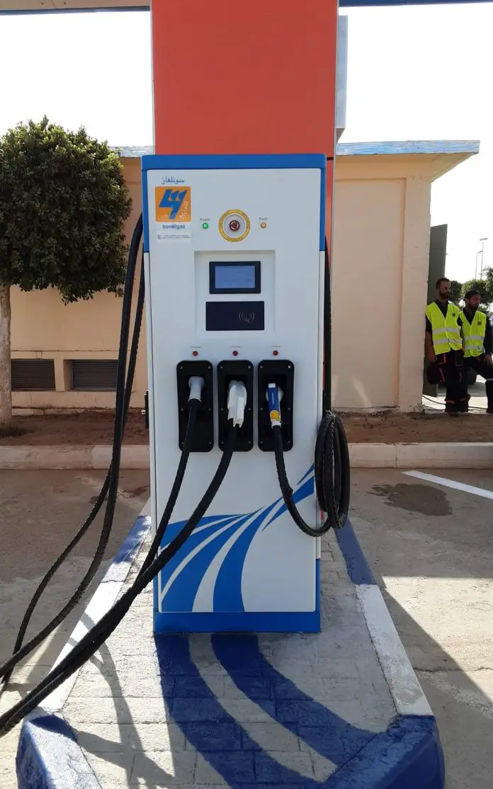 : 100 bornes de recharge de voitures électriques mises en service à Alger