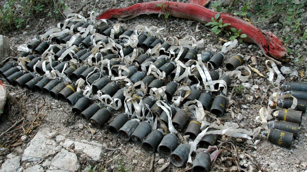 Les Etats-Unis livrent des armes prohibées à Kiev