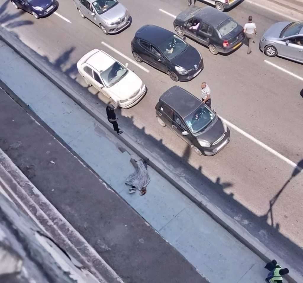 Oran: Chute fatale au Front de mer!