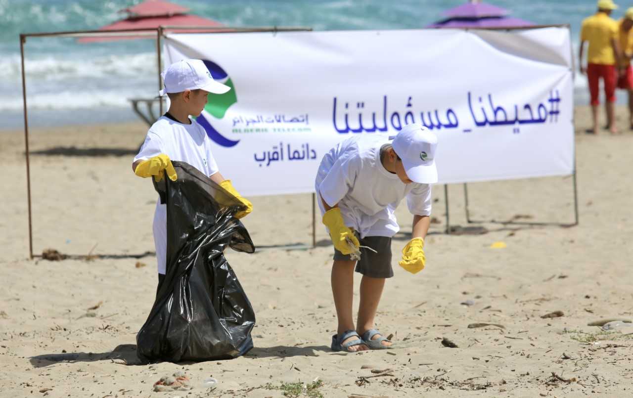Nettoyage du littoral: Algérie Télécom s'engage!