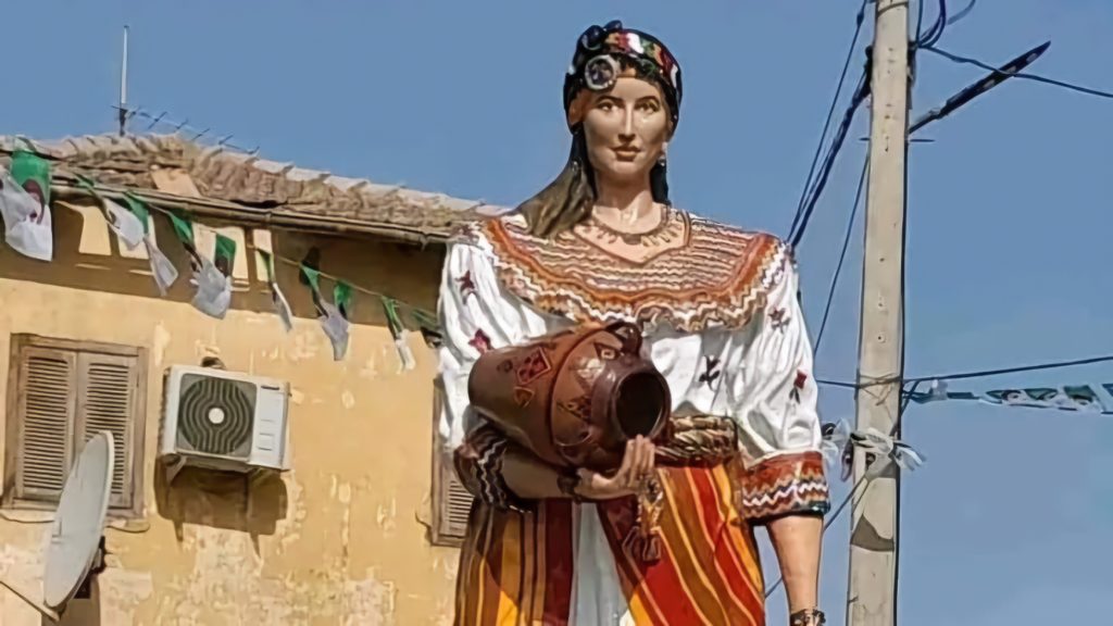 Ouadhias(Tizi-Ouzou): La Femme algérienne à l'honneur!