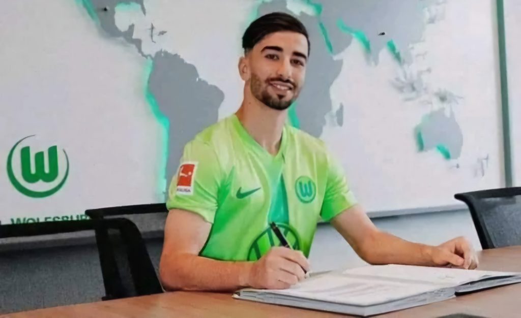 Amoura signe à Wolfsburg