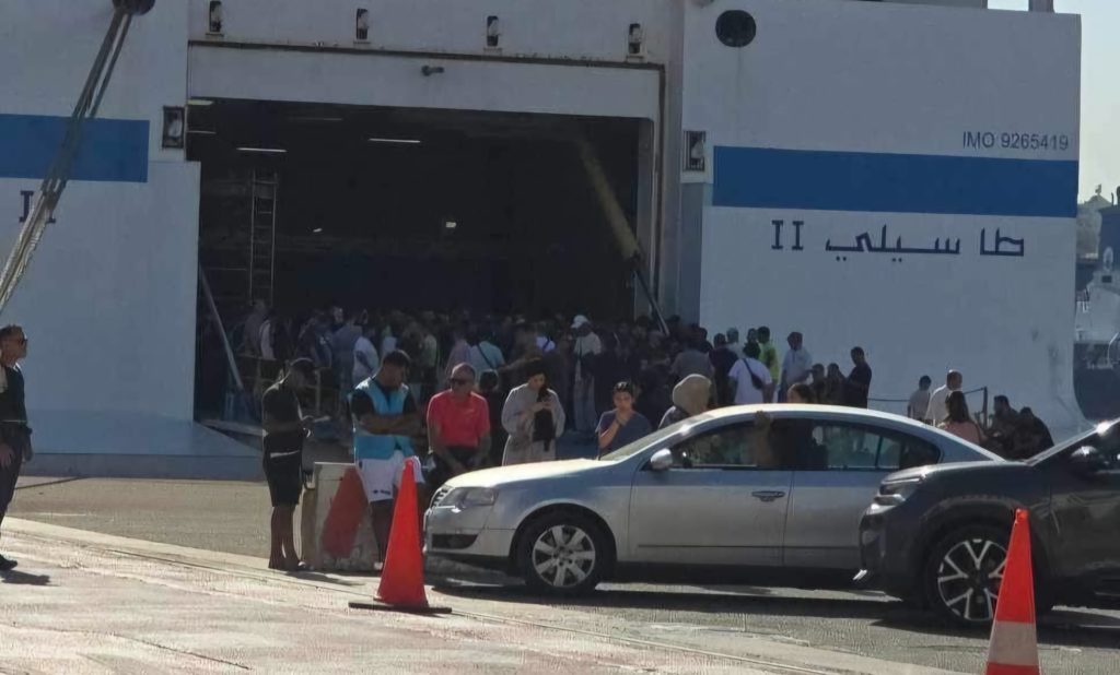 Algérie Ferries dans «l'œil du cyclone» (Vidéo)