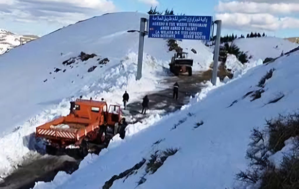 Enneigement: Circulation difficile sur la RN15!