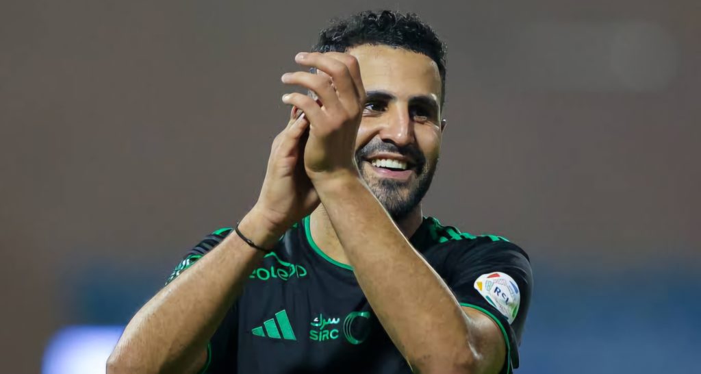 L’ex-capitaine de la JS Kabylie (JSK), Essaïd Belkalem, encense le capitaine de l'équipe d'Algérie, Riyad Mahrez.