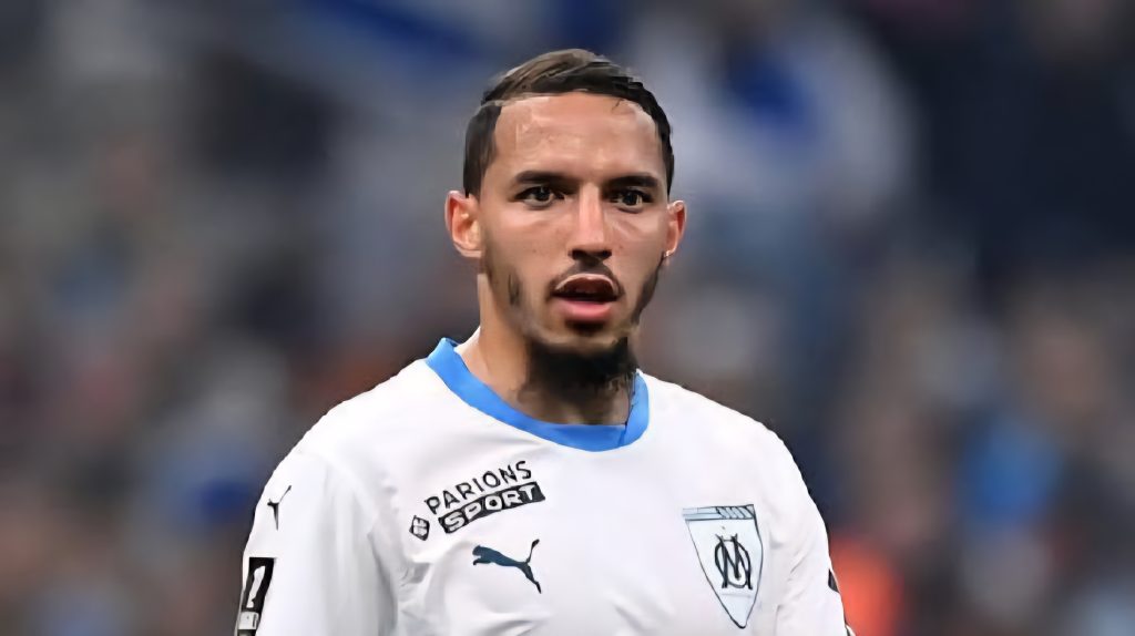 L'international algérien, Ismaël Bennacer, voit son rêve marseillais s’éteindre. L’OM ne sera pas sa prochaine destination.