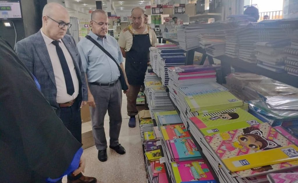 Fournitures scolaires à Ghardaïa : Le département de Mme Abdelatif veille au grain ! Le département de Mme Amal Abdelatif, veille au grain quant à la disponibilité des fournitures scolaires et Ghardaïa a été saluée à cet égard