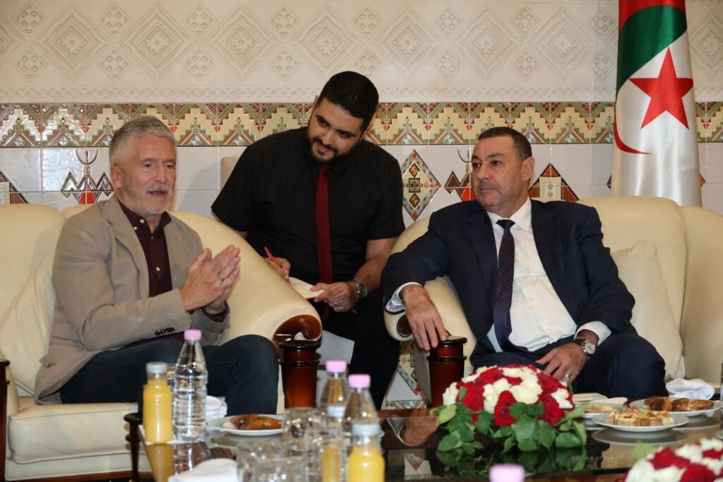 L'Algérie et l'Espagne comptent aborder plusieurs dossiers sensibles lors du séjour Fernando Grande-Marlaska à Alger.