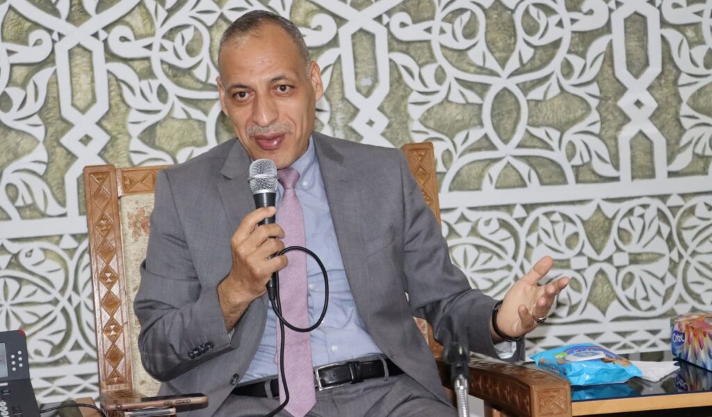 Bouira : Le wali Lâamouri fait son bilan  Le wali de Bouira, M.Abdelkrim Lâamouri en habile communicant, a profité de la Journée nationale de la presse pour faire son bilan.