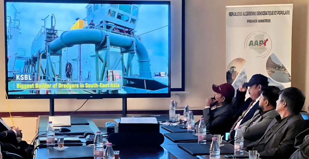 Industrie navale : Une société bangladaise concrétise en Algérie La société Bangladaise, KSBL spécialisée dans l’industrie navale vient de présenter son projet d'investissement en Algérie.
