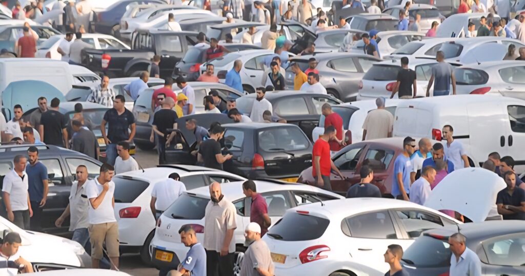 Les Algériens sont classés parmi les principaux « clients » du marché libyen des véhicules d'occasion. La Libye met en garde contre...