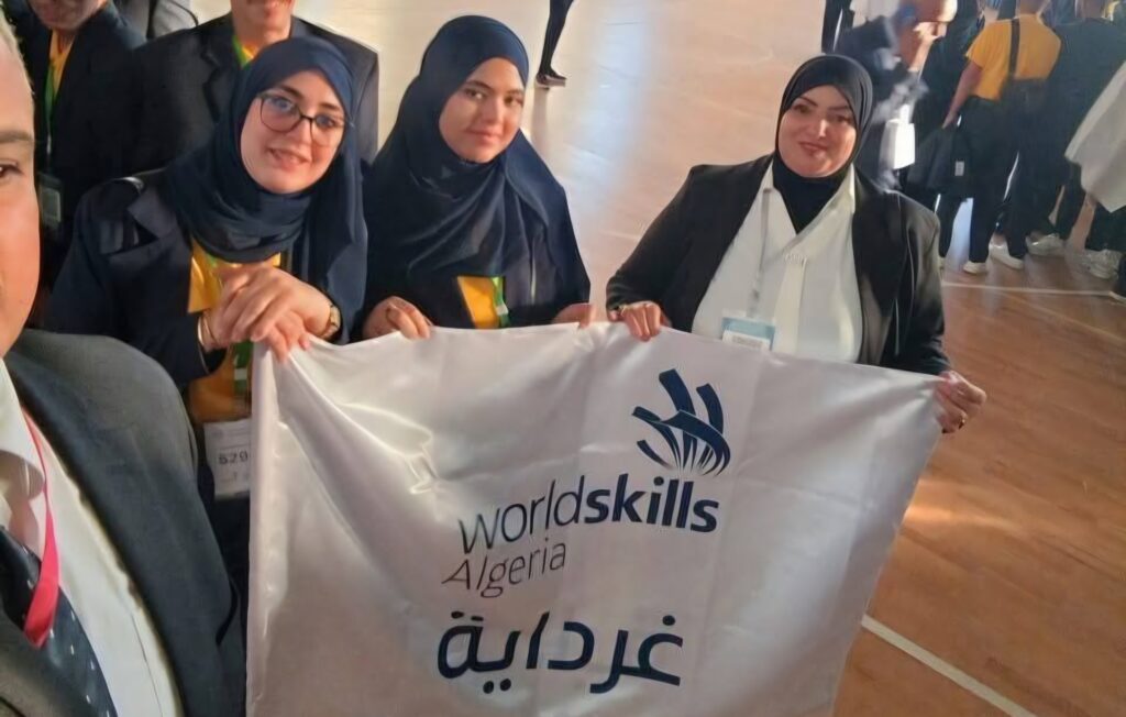 Olympiades des métiers : Ghardaïa brille à Oran ! La wilaya de Ghardaïa, vient de s'illustrer à Oran, lors des épreuves nationales des « Olympiades des Métiers ».