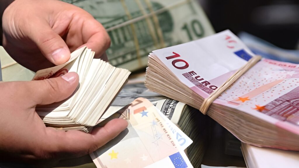 La monnaie unique européenne ( euro ) poursuit sa hausse face dinar en Algérie sur les marchés du change informel.
