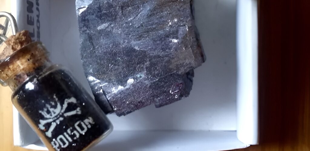 Les médecins du CHU de Bab El-Oued notent une hausse inquiétante des cas de saturnisme chez les nourrissons en Algérie, dus au Khôl