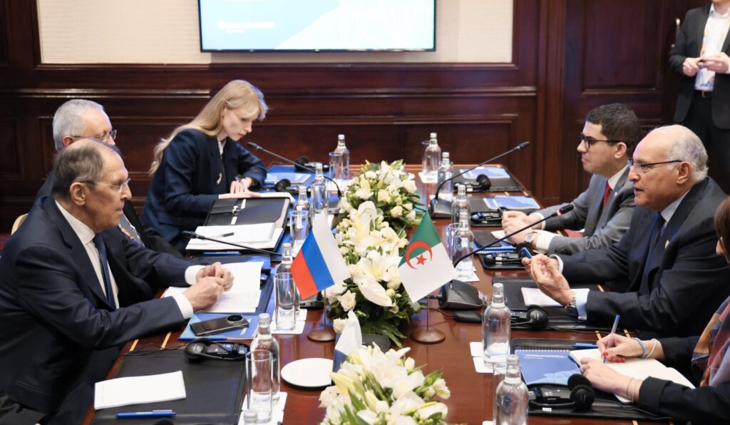 Ahmed Attaf et son homologue russe, Sergueï Lavrov ont tenu ce samedi 20 décembre 2025 au Caire,