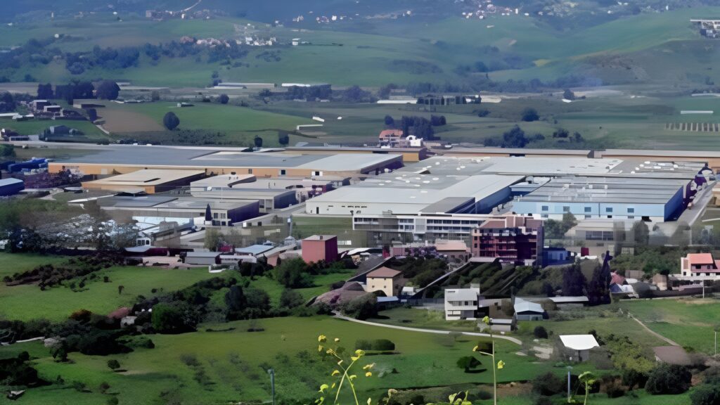 La zone industrielle de Soumaâ, à 30 kiolomètres à l’Est de Tizi-Ouzou peine à être lancée, et ce, en dépit des cagnottes débloquées