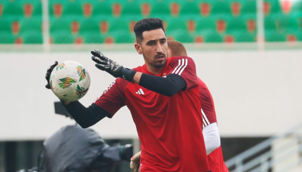 Équipe d’Algérie : Benbot raccroche les gants ! Oussama Benbot, gardien de l'USM Alger ( USMA), vient d'annoncer au président de la FAF, sa retraite internationale.
