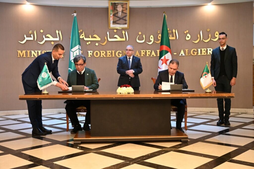Global Green Growth Institute : Ban Ki Moon bientôt en Algérie Le directeur général du Global Green Growth Institute (GGGI), M.Ban Ki-Moon, est attendu en Algérie dans les prochaines semaines.