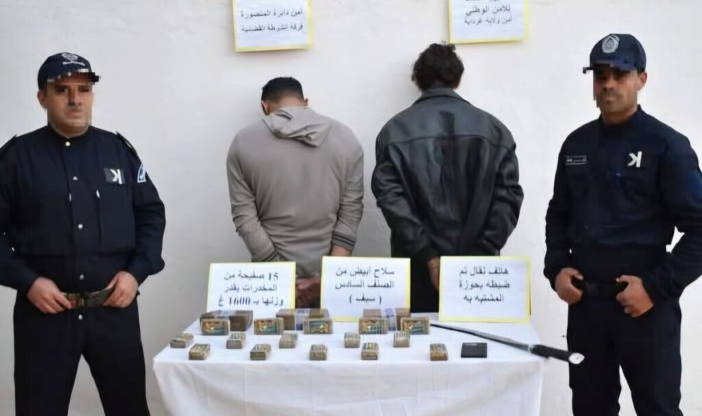 Trafic de drogue : La PJ de Mansourah (Ghardaïa) frappe un grand coup ! À Ghardaïa, les saisies de produits stupéfiants, à l'instar de Prégabaline et autres kif traité se multiplient, signe que les services de sécurité sont aux aguets.
