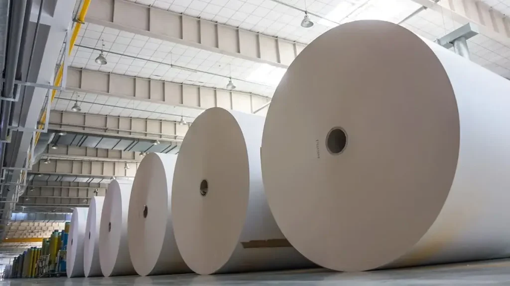 Un complexe industriel en voie de lancement à Saïda ! La wilaya de Saida est promise un avenir industriel certain. Le complexe de production de papier et de carton PAPCAS est en passe d'etre livré