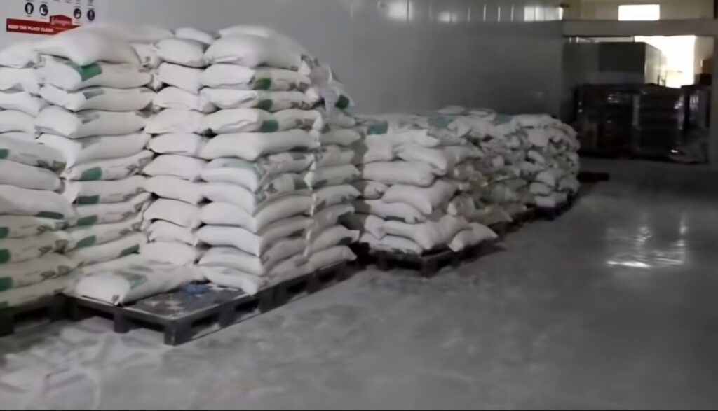 Une entreprise qui fabriquait et commercialisait du pain tortillas (type « raghif ») à partir de farine avariée.