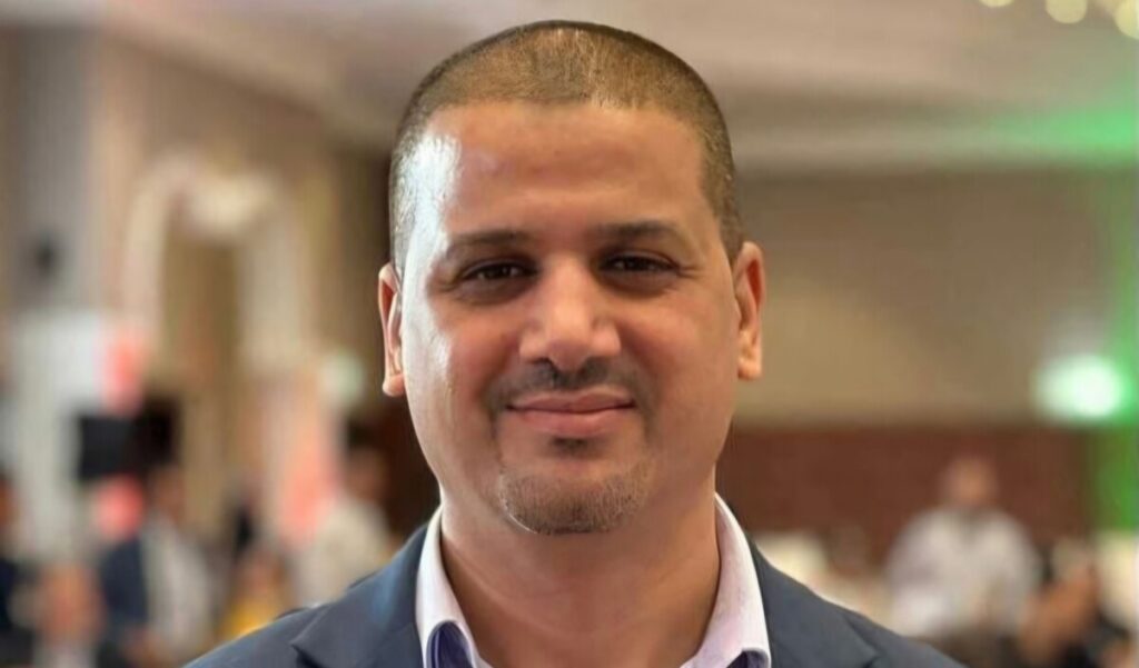 Le journaliste vedette de la télévision publique algérienne ( ENTV), Abdelali Mezghiche est actuellement à la prison d'El-Koléa.