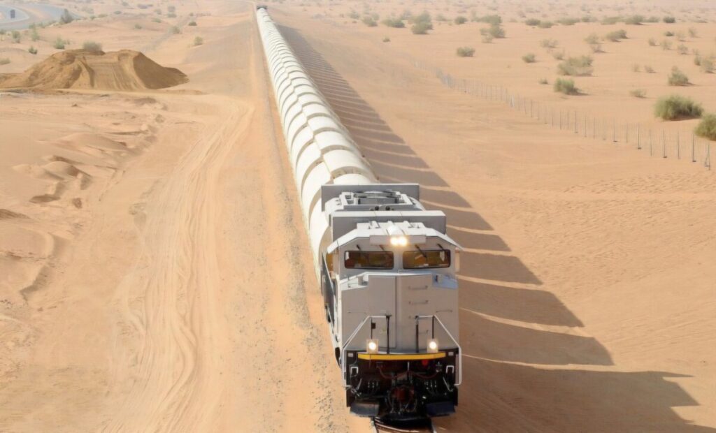 Du nouveau dans le rojet de ligne ferroviaire Alger-Tamanrasset ! Le projet de la ligne ferroviaire Alger-Tamanrasset à partir de la capitale Alger, se concrétise doucement mais sûrement.