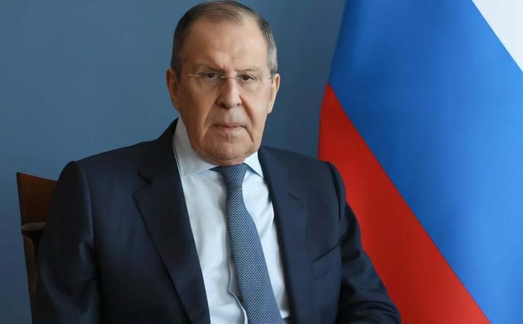 Moscou a vivement condamné, ce 28 février au matin, les frappes aériennes menées par les États-Unis et Israël sur le territoire iranien.