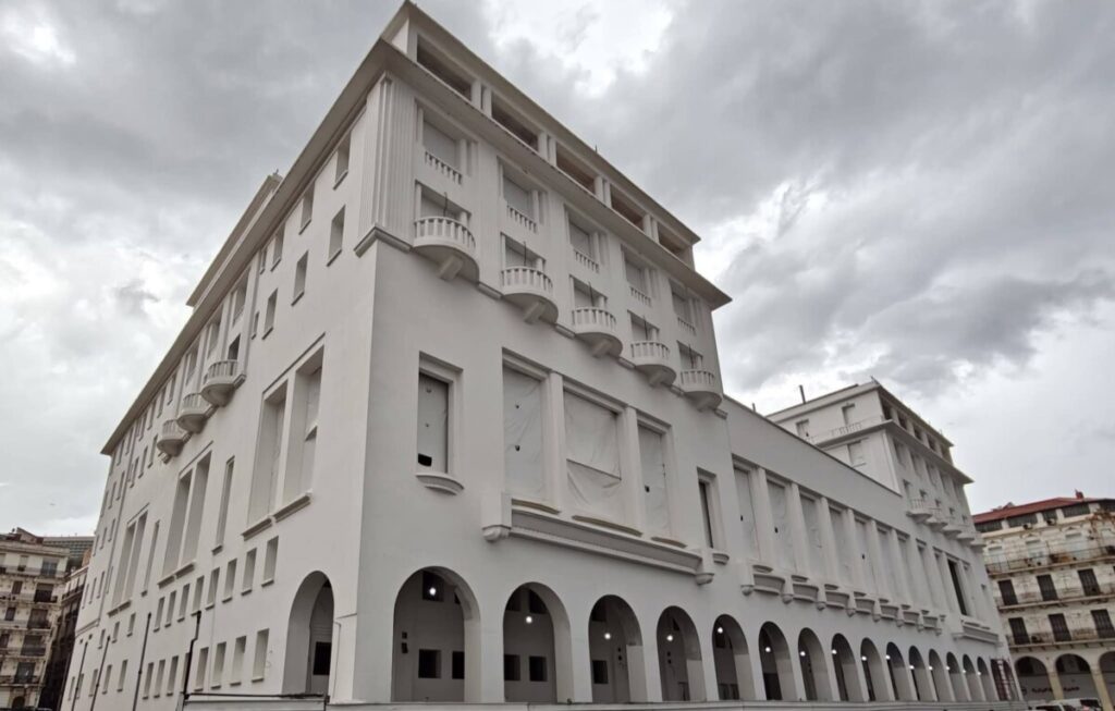 Au cœur de la capitale, le projet de réhabilitation et de modernisation de l’Hôtel Safir ex-Aletti, fait l’objet d’un suivi étroit des autorités.