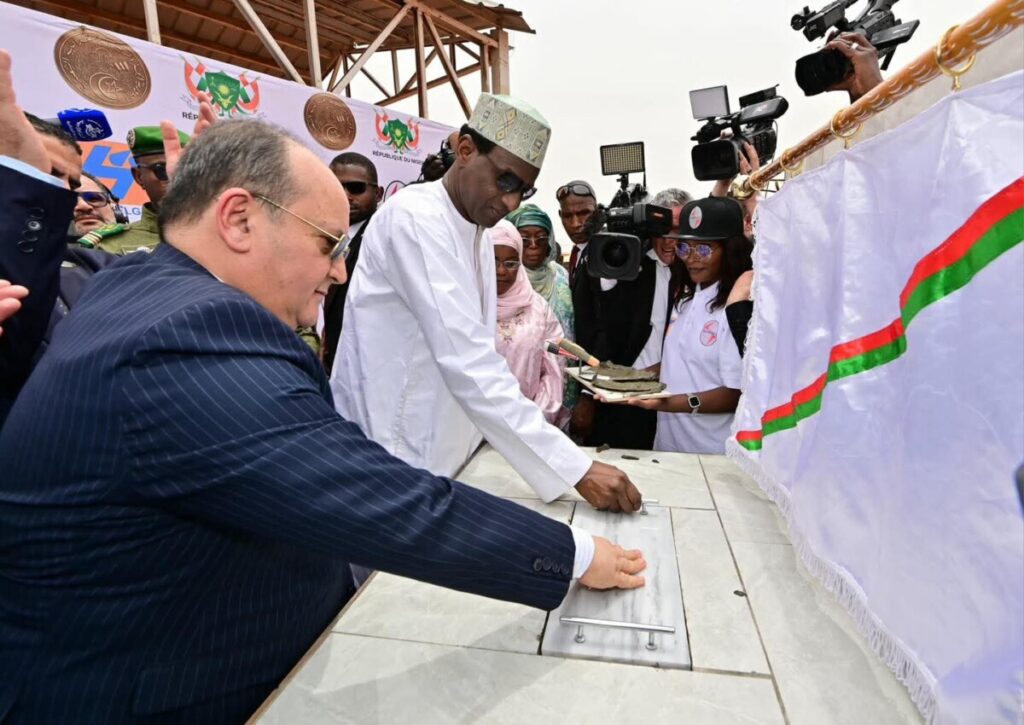 Énergie : l’Algérie et le Niger posent les bases d’un nouveau projet structurant à Niamey La pose de la première pierre du projet d’une centrale électrique de 40 mégawatts à Niamey a été effectuée ce mardi par le Premier ministre Sifi Ghrieb.