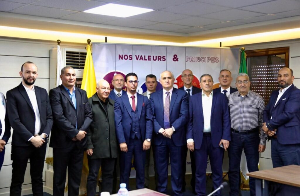 La société publique Naftal et le Syndicat national des taxis, viennent de configurer leurs efforts pour améliorer les prestations offertes aux usagers