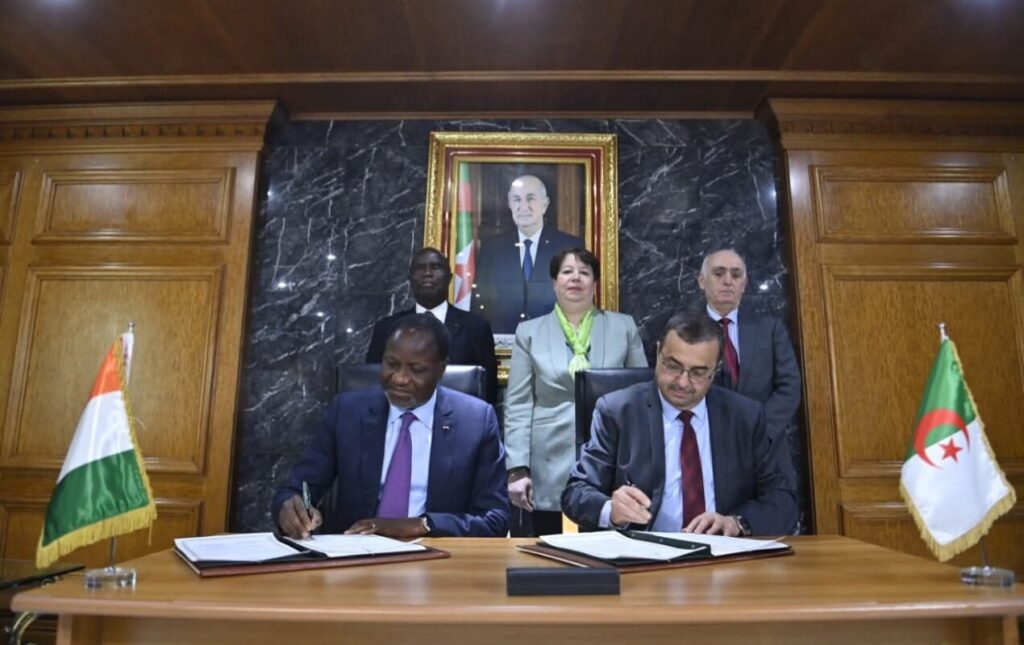 Algérie – Côte d’Ivoire : signature d’un accord stratégique dans les hydrocarbures et les mines L'Algérie et la Côte d'Ivoire ont franchi un cap décisif dans leurs relations bilatérales.