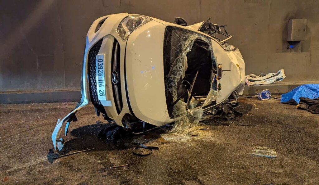 Blida : Drame routier sur l’autoroute Nord-Sud Un accident de la route a coûté la vie à quatre individus sur l'autoroute Nord-Sud, au niveau de la Chiffa, dans la wilaya de Blida