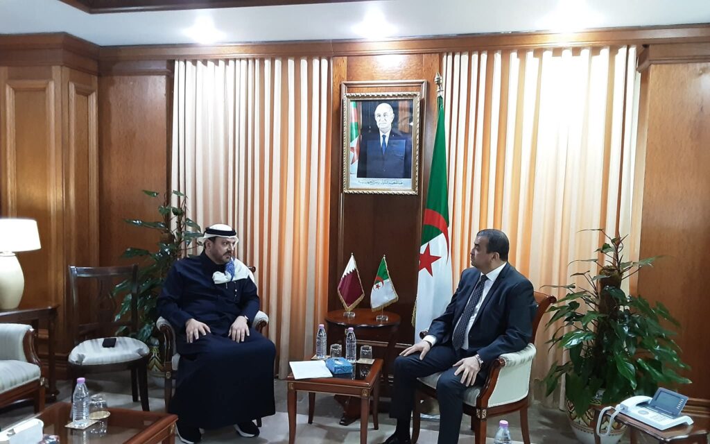 Un important groupe énergétique qatari cherche à s'implanter en Algérie, consolidant ainsi le partenariat énergétique entre les deux pays.