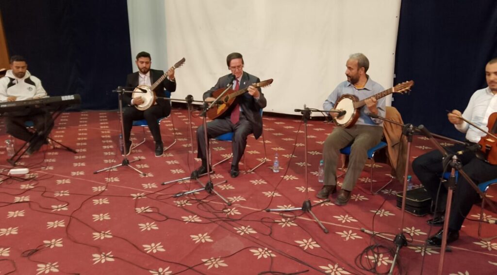 Abdelkader Cherchem, l’élève du « Cardinal El Hadj M’hamed El Anka », a fait vibré la salle de l’ex-cinéma M’zab de Ghardaïa