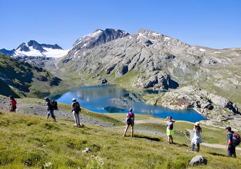 Les randonnées dans le massif montagneux du Djurdjura entre les wilayas de Tizi-Ouzou et Bouira, connaissent un essor remarquable d’année en année.