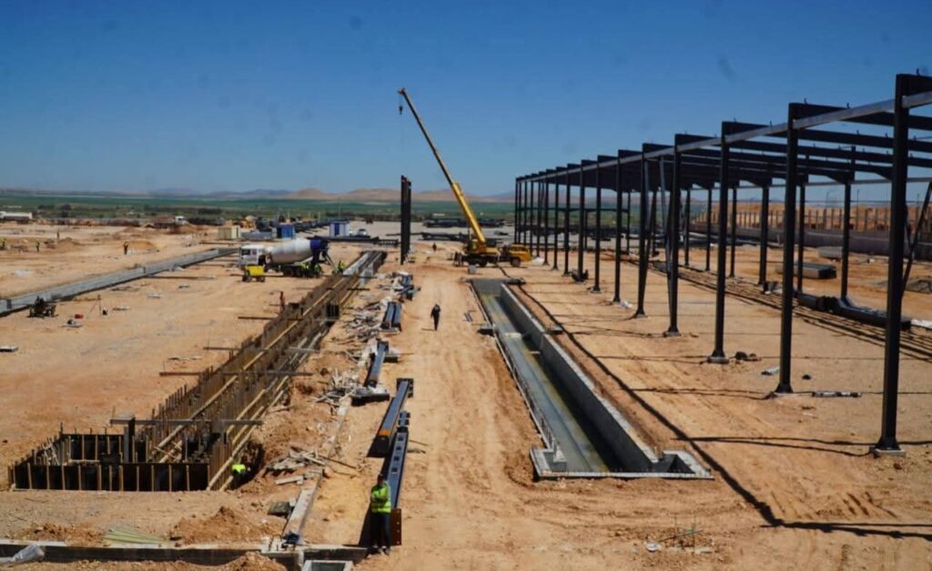 Usine Sokon à Batna : le wali accélère la cadence pour une mise en service dès l’été 2026 L'usine de fabrication de véhicules Sokon, implantée dans la wilaya de Batna, devrait être réceptionnée dès le mois d'août prochain