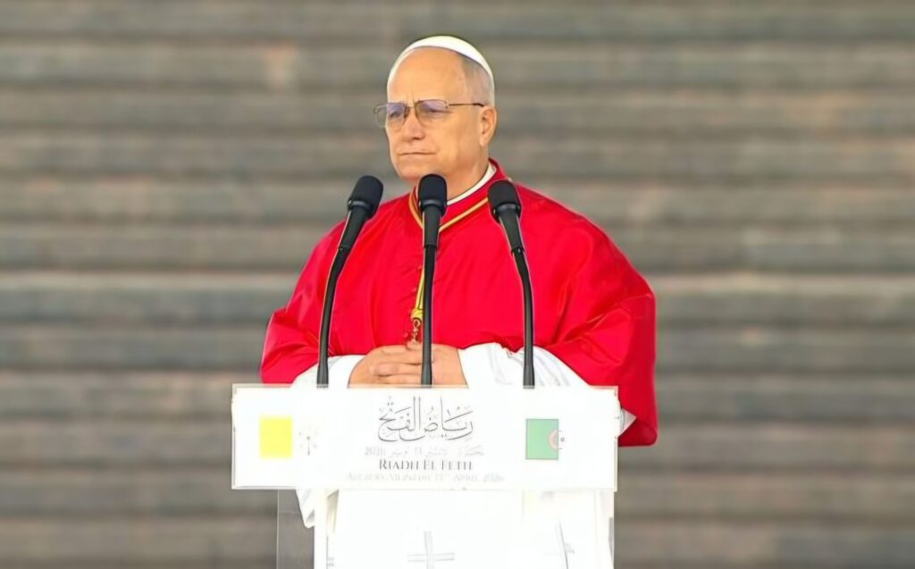 Visite historique en Algérie : le pape Léon XIV salue « un pays noble » et appelle au dialogue des cultures le pape Léon XIV a prononcé son premier discours sur le sol algérien depuis la place Riadh El Feth à Alger