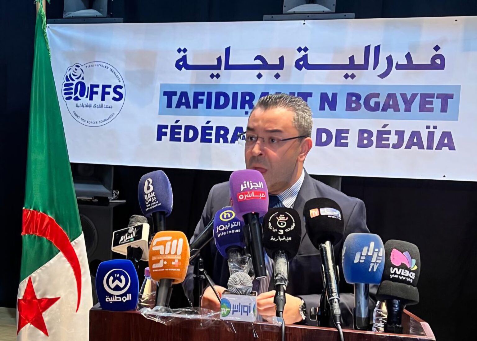 Législatives 2026 : depuis Kherrata, le FFS appelle la jeunesse algérienne à voter pour honorer les martyrs du 8 mai 1945 le Premier Secrétaire du Front des Forces Socialistes (FFS), Youcef Aouchiche, a lancé ce samedi 9 mai 2026, un appel solennel à la jeunesse algérienne