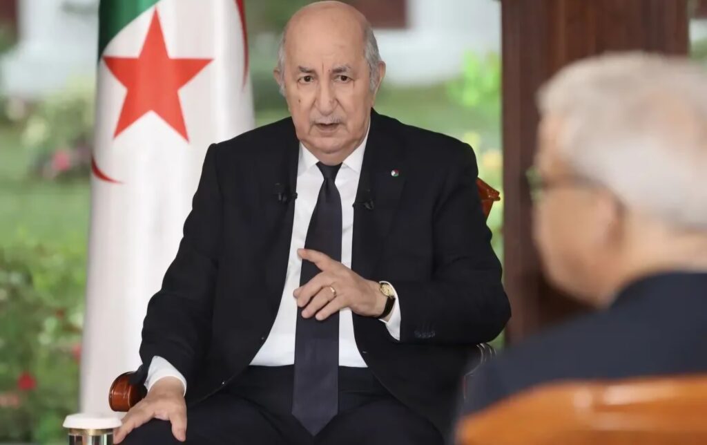 À l’approche des élections législatives prévues pour le 2 juillet 2026, le président de la République, Abdelmadjid Tebboune, a réaffirmé son engagement pour un scrutin propre.