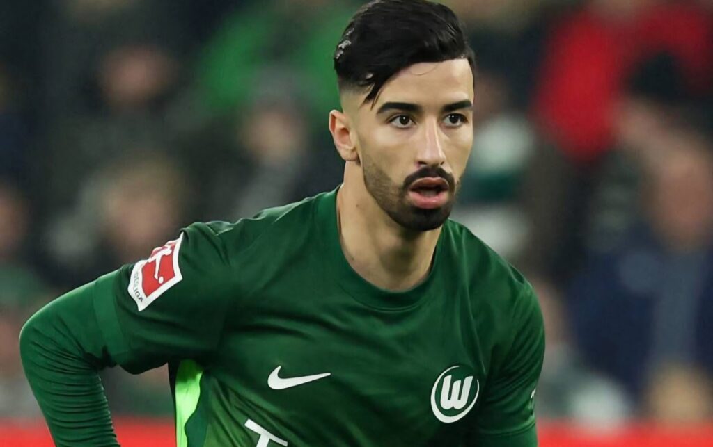 Coup dur pour Amoura à 20 jours du mondial ! Amoura, malgré les déboires de Wolfsburg, reste l'un des profils offensifs les plus attractifs du contingent national.