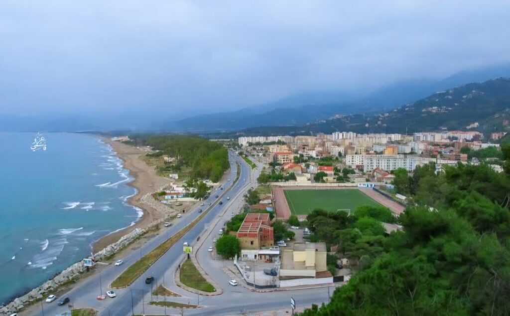 La wilaya de Béjaïa a été secouée ce vendredi 29 mai 2026 par un nouveau tremblement de terre, confirmant la récurrence de l'activité sismique dans cette région du nord de l'Algérie.
