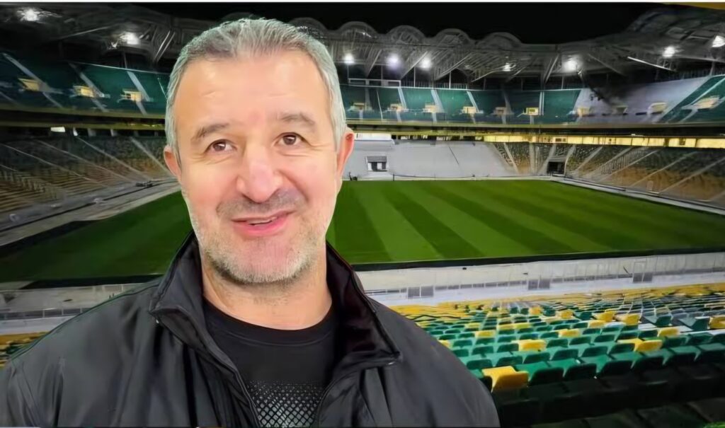 JSK : le vrai du faux sur la nomination de Moussa Saïb Annoncé avec insistance du côté de la JS Kabylie (JSK), Moussa Saïb a finalement brisé le silence pour clarifier sa position sur son avenir.