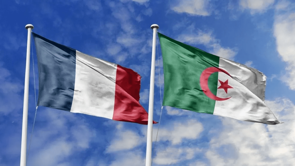 Après plusieurs mois marqués par des crispations diplomatiques, Alger et Paris semblaient récemment amorcer un retour progressif au dialogue. 