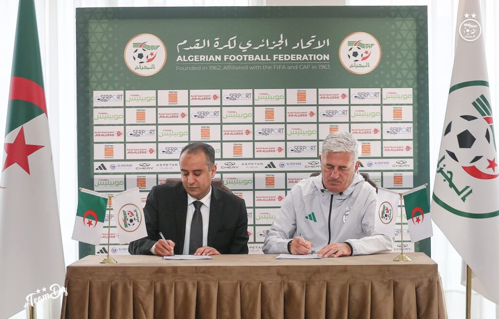Petkovic prolonge avec l’Algérie jusqu’en… Vladimir Petkovic vient de dire « OUI » à la poursuite de son aventure à la tête de l'équipe d'Algérie.