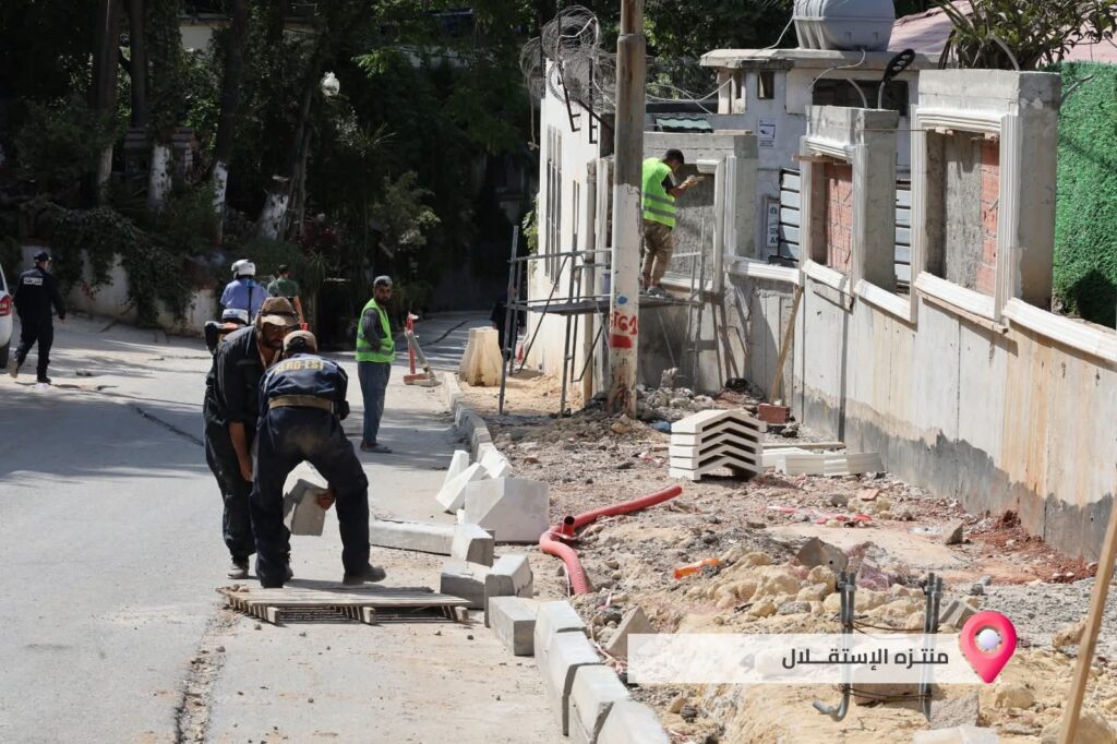Alger : la Promenade de l'Indépendance s'affiche ( images ) 1 1000154504