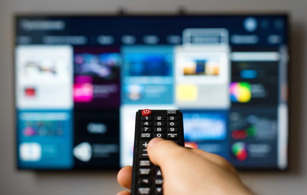 Dérapage médiatique : La chaîne « Dzair News » suspendue après des insultes contre les Verts Dzair News