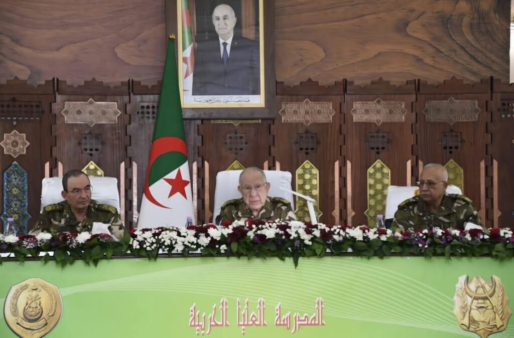 Face aux turbulences régionales, l’ANP s’engage dans une « bataille décisive » pour sa sécurité L'Algérie via son armée nationale populaire (ANP), intensifie la modernisation de son appareil de défense, afin de faire face aux défis sécuritaires.